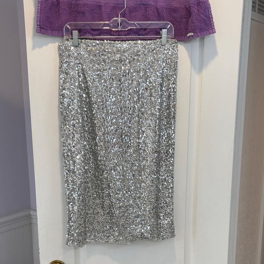 NWT Halogen Silver Sequin Pencil Skirt
